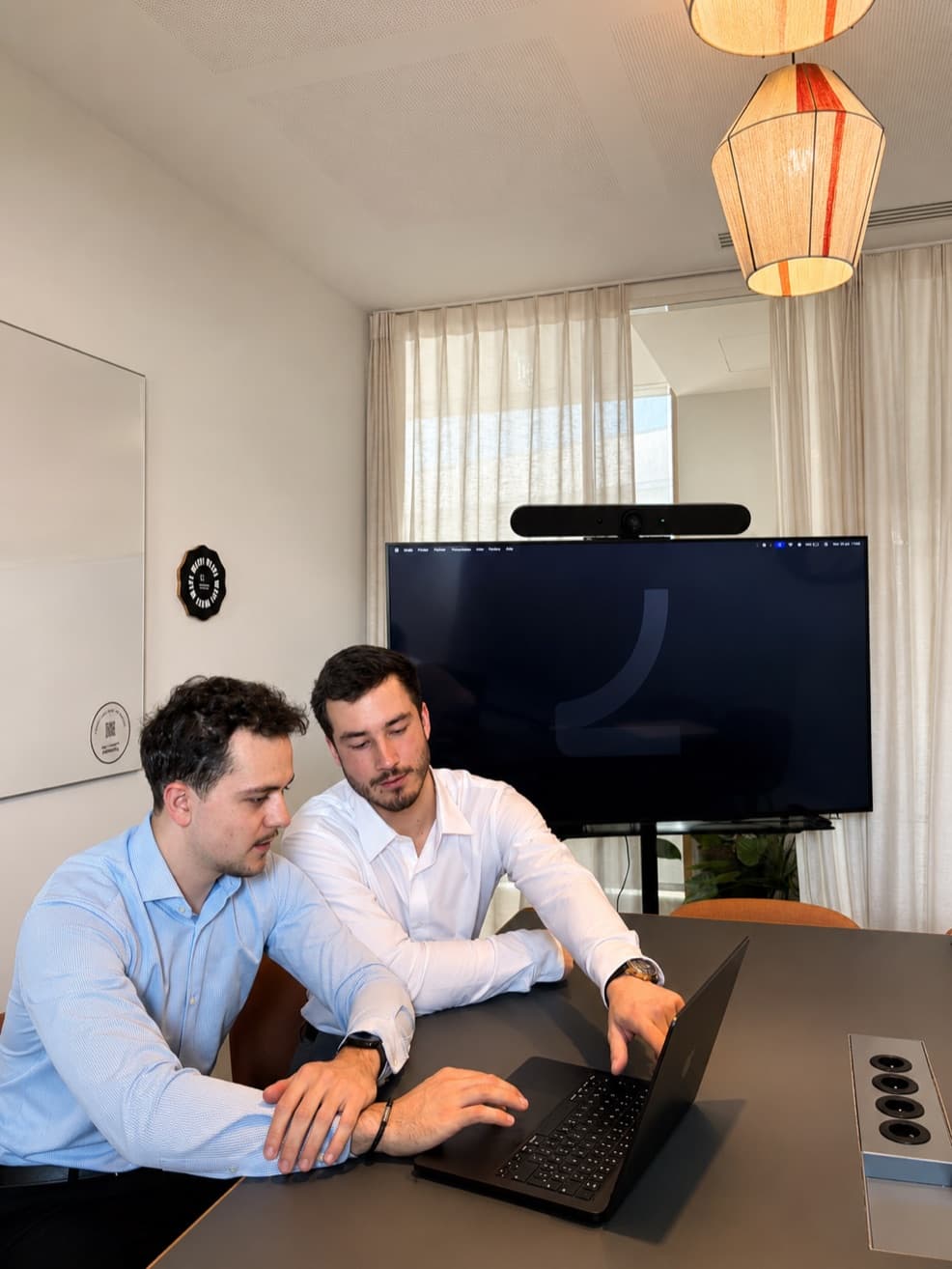Prototype d'une interface présenté à l'écran lors d'un rendez-vous Leveria